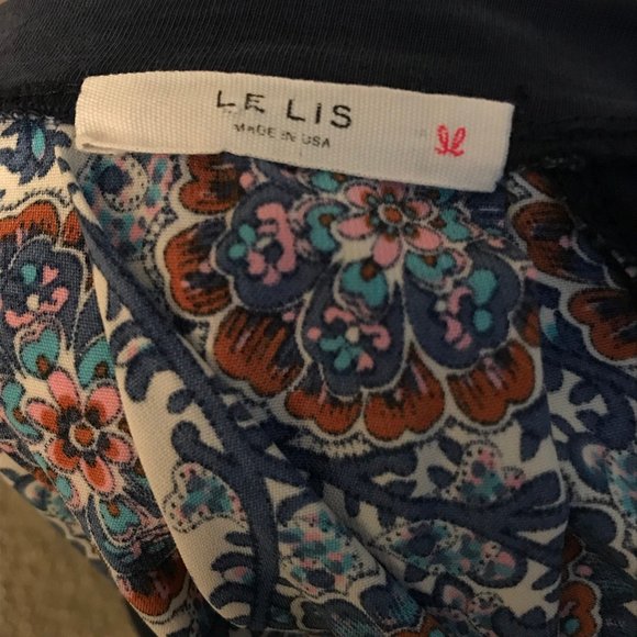 Le Lis Blue 3/4 Sleeve Top - Picture 4 of 4